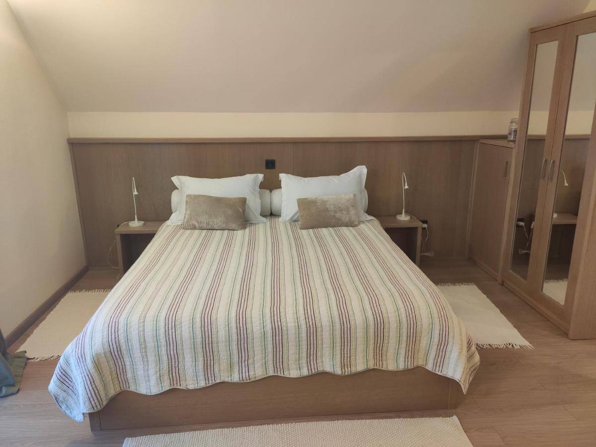 Bed and Breakfast House Biba & Leona Rastovača Esterno foto